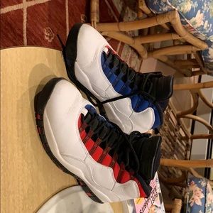 Nike basketball sneakers